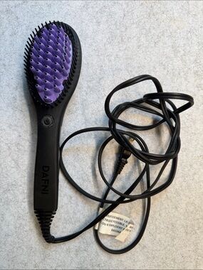 DAFNI Power Hair Straightening Brush